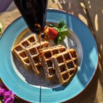 Food and the waterfront at Fort Consolation, Roatan
