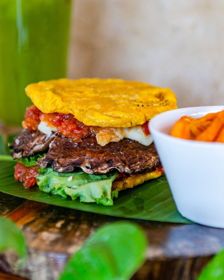 Food served at Fort Consolation, Roatan